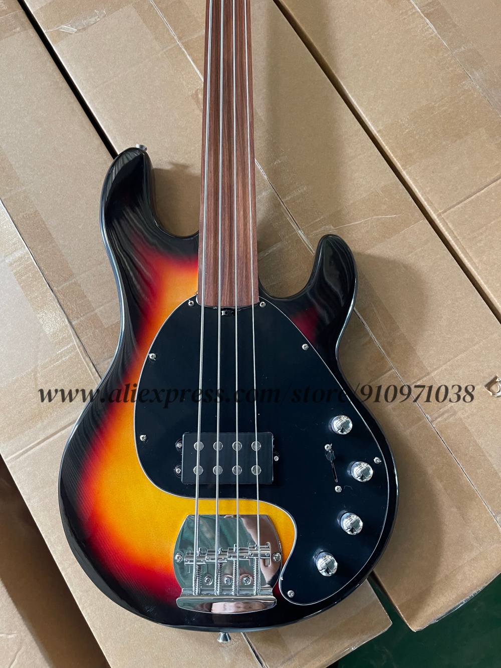 Sunset bass, 4 string bass, fi - огляд і ціна Bass Guitar Fretless