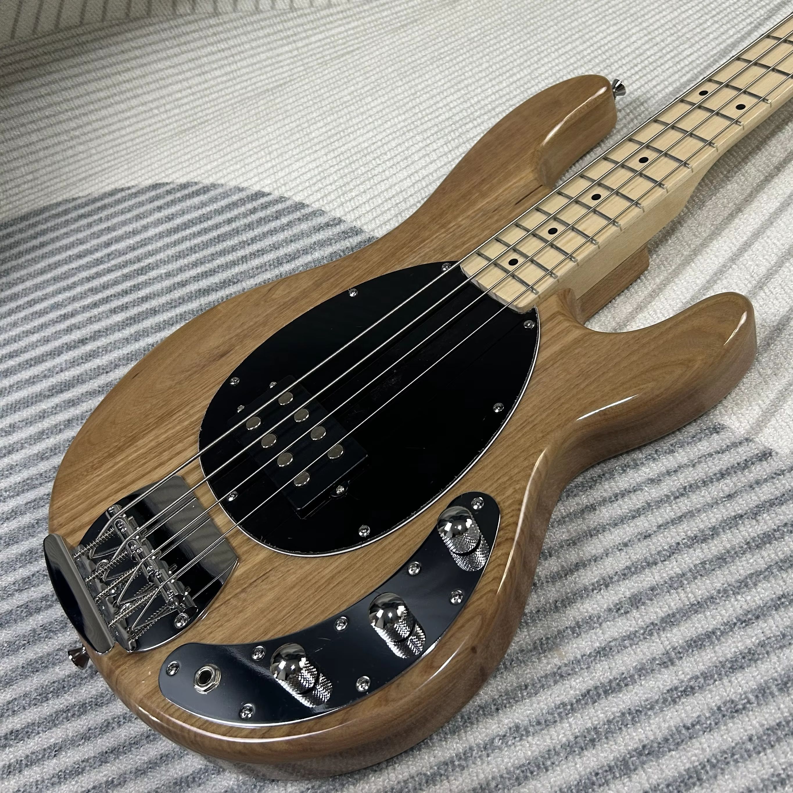 Hot Sale Bass Electric Guitars - огляд і ціна Bass Guitar Fretless